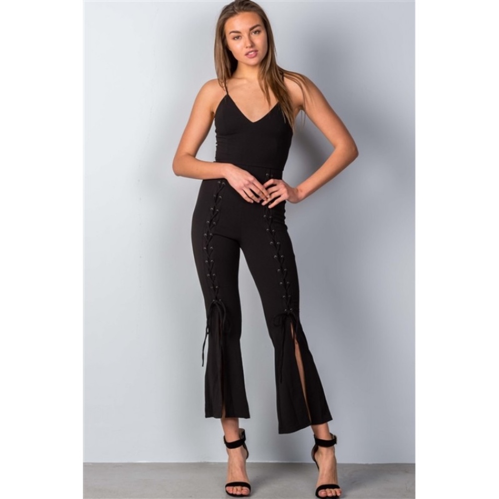 WIDE SPLIT LEG LACE-UP JUMPSUIT IN BLACK